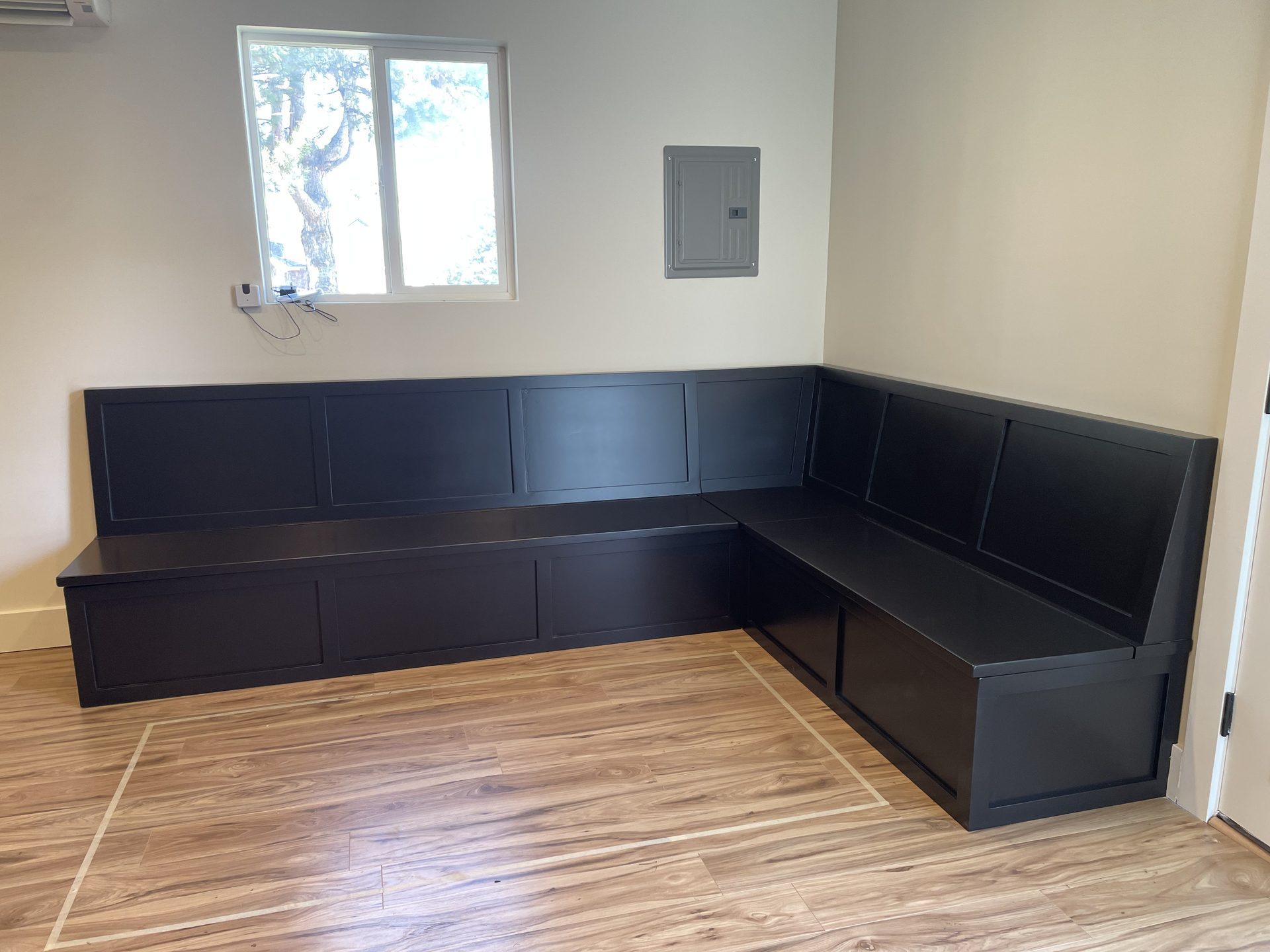 dining storage bench