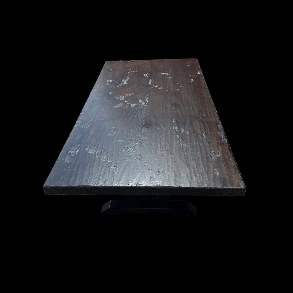 V Base-Hand planned-chainsaw edge