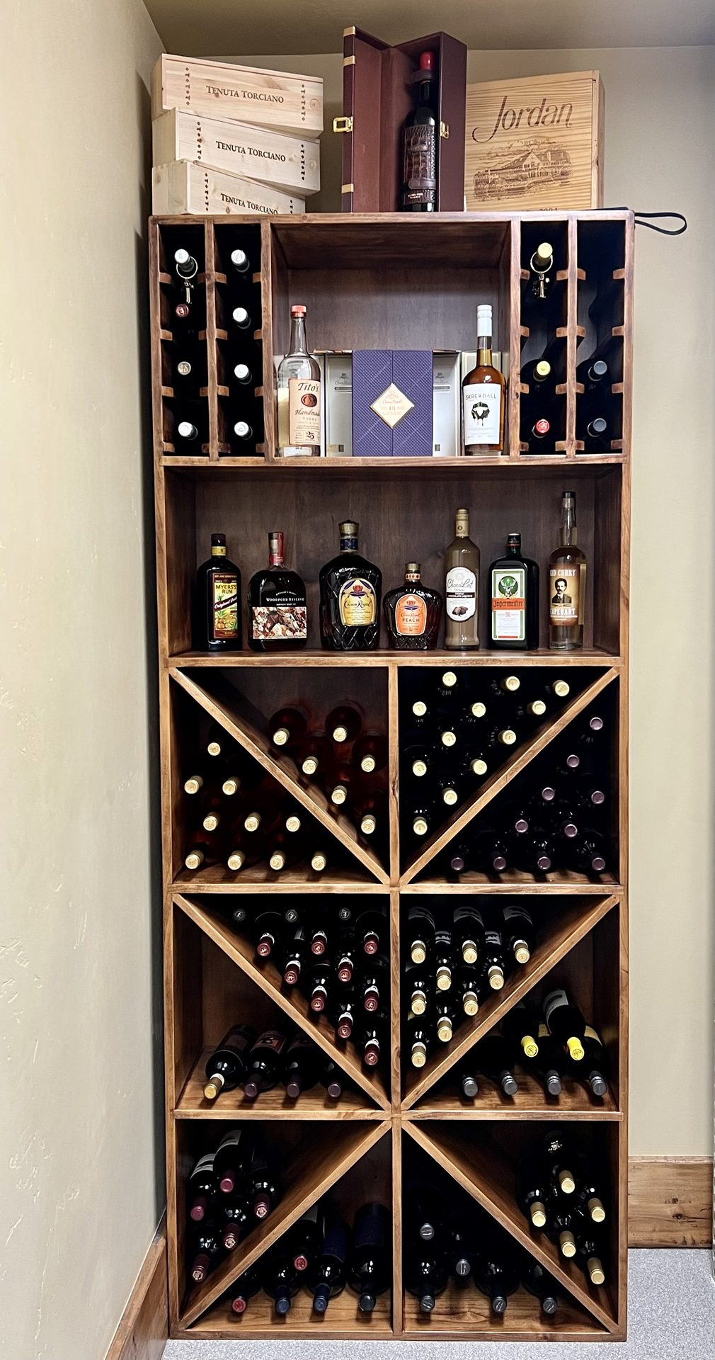 Liquor & Wine Display
